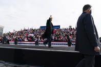 President Donald Trump departs after speaking at a campaign rally at Manchester-Boston Regional Airport, Sunday, Oct. 25, 2020, in Londonderry, N.H. (AP Photo/Alex Brandon)