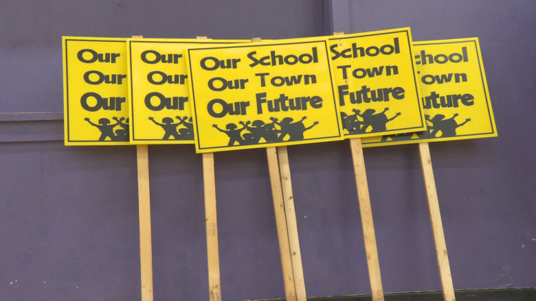 Councillor wants special meeting to unveil fate of P.E.I. schools