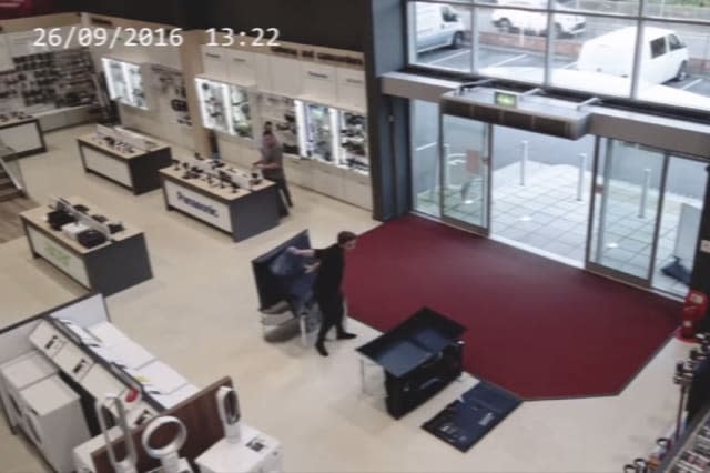 Man causes £5,000 of damage in five seconds