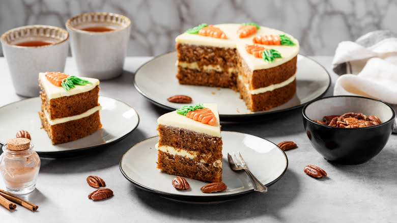 Carrot cake slices