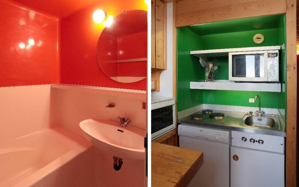 orange bathroom; green kitchen - Nicolas JOLY