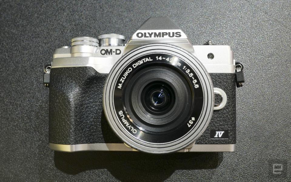 Olympus E-M10 Mark IV