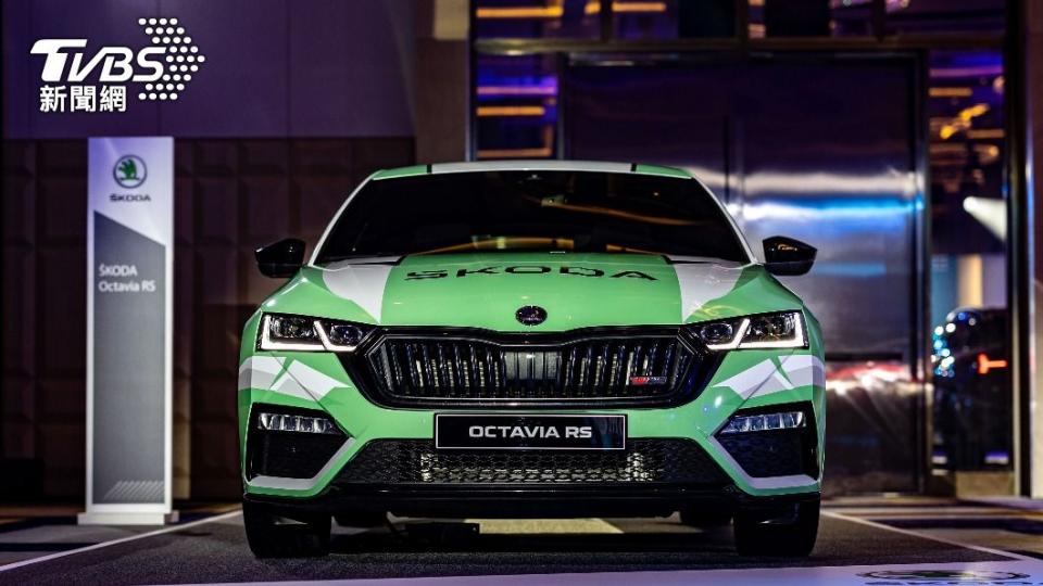Škoda展示品牌最新識別元素。（圖／台灣福斯提供）
