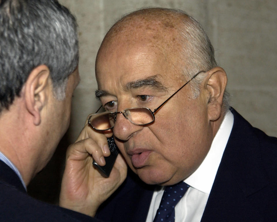 Joseph Safra en una fotografía tomada en Mónaco en 1999. (Foto: PASCAL GUYOT/AFP via Getty Images)