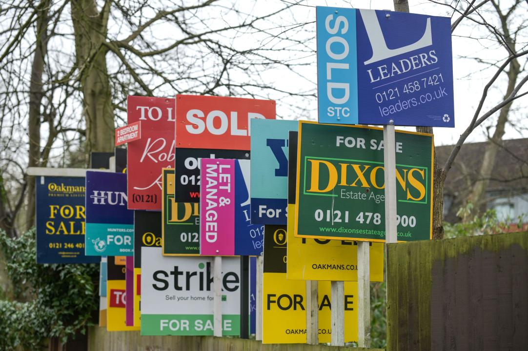 Northfield, Birmingham, 4th February 2024 - Houses for rent and sale in Northfield, Birmingham, England as the UK Housing Market continues to fluctuate. Credit: Stop Press Media/Alamy Live News