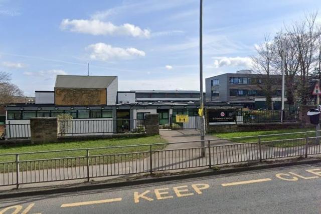 Wakefield s St Thomas a Becket School forced to close after RAAC