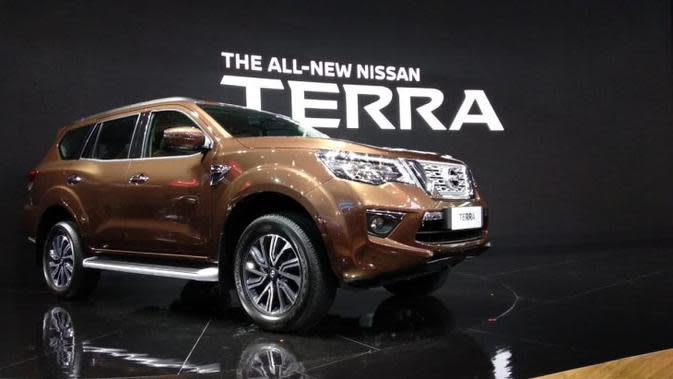 Nissan Terra resmi menantang Toyota Fortuner dengan harga mulai Rp 460 jutaan. (Amal/Liputan6.com)