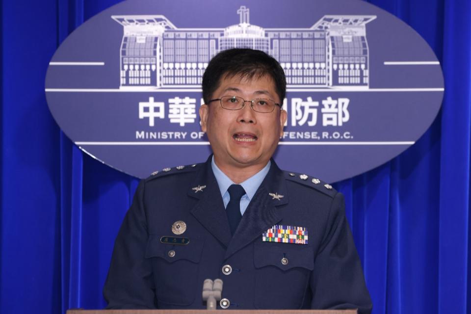 國防部「軍事營區安全維護條例配套法規命令草案」預告說明記者會，空軍上校盧志青說明。廖瑞祥攝