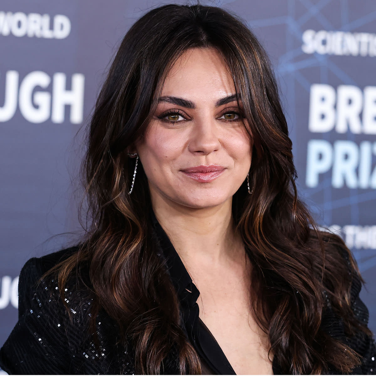 Mila Kunis attends the 9th Annual Breathrough Prize Ceremony 2023