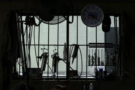 Mechanics' tools are seen at a garage in San Diego, California April 17, 2014.  REUTERS/Mike Blake