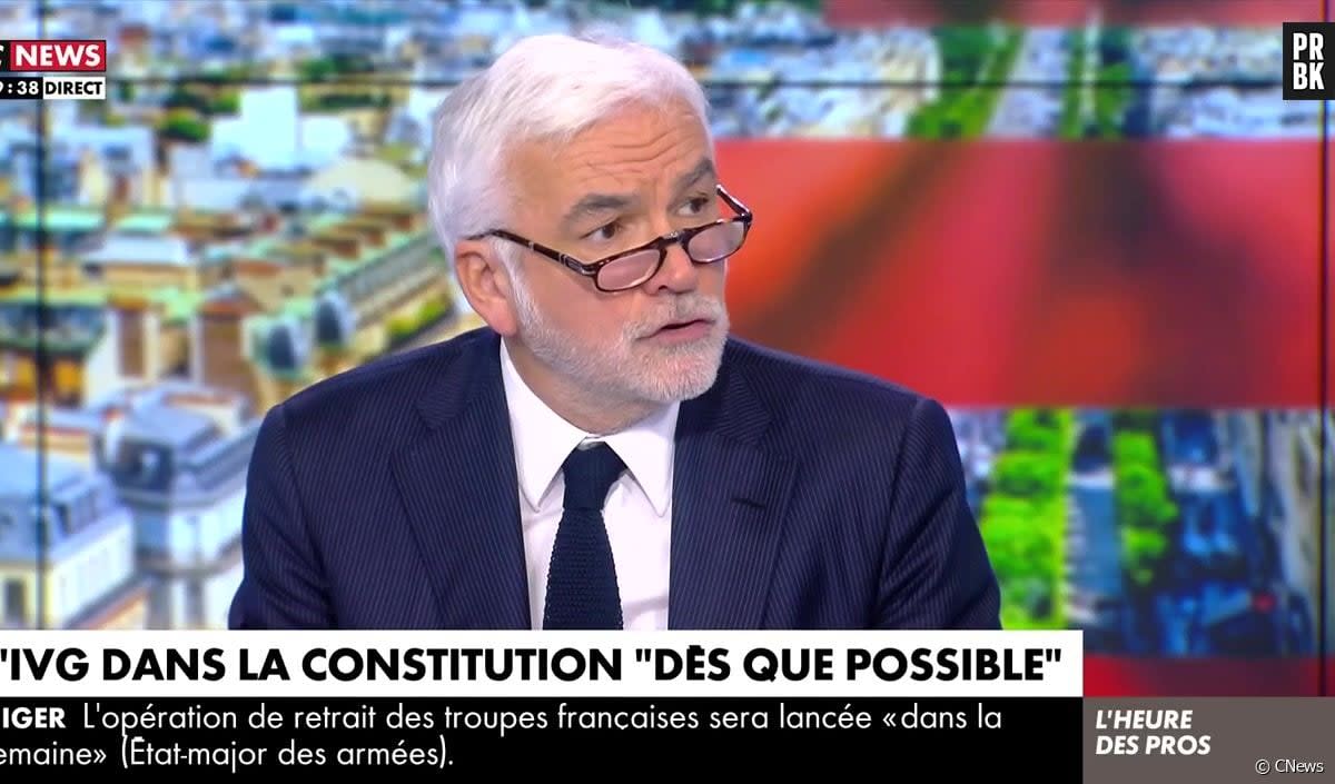 Vif accrochage entre Pascal Praud et un chroniqueur de L'heure des pros sur CNews - CNews