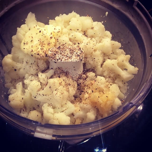 Mashed Cauliflower "Potatoes" that Taste Just Like the Real Thing