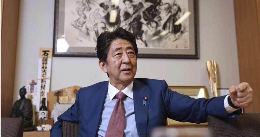 前日本首相安倍晉三遇刺逝世，其家族過去在日本政壇舉足輕重，曾先後誕生3位日本首相。（圖／達志／美聯社）