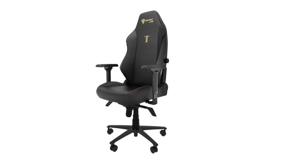 Secret Lab TITAN Evo 2022 chair