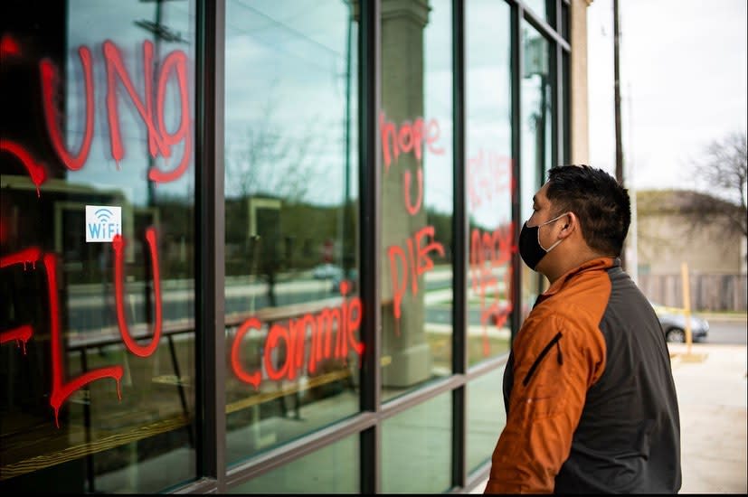El restaurante Noodle Tree en San Antonio,  Texas, fue agredido con pintas racistas. (Instagram/noodletreetx)