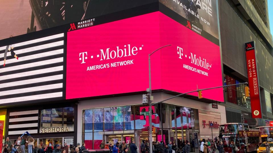 Eine Filiale des Mobilfunkproviders T-Mobile US am Times Square in New York.