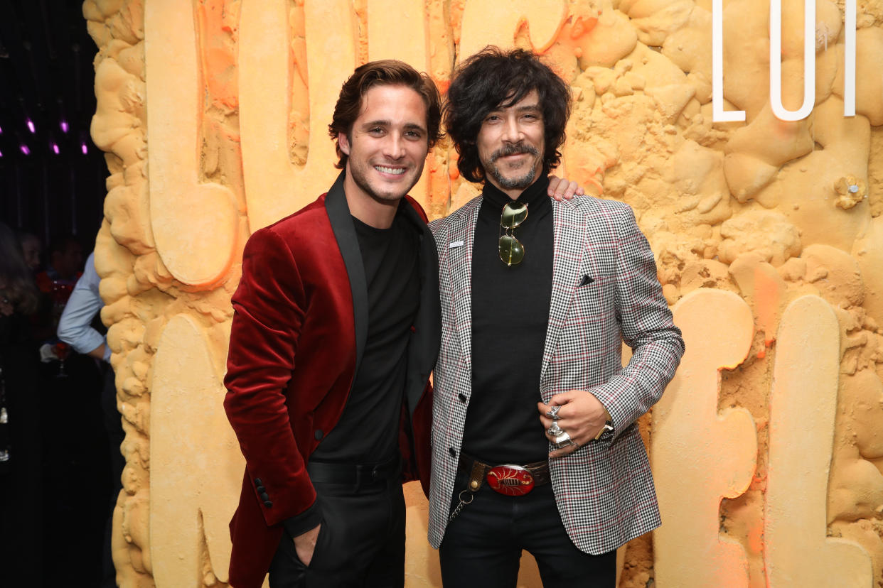 MEXICO CITY, MEXICO - APRIL 17: Diego Boneta (L) and Oscar Jaenada pose during the Netflix Luis Miguel Premiere party at Cinemex Antara on April 17, 2018 in Mexico City, Mexico.  (Photo by Victor Chavez/Getty Images)