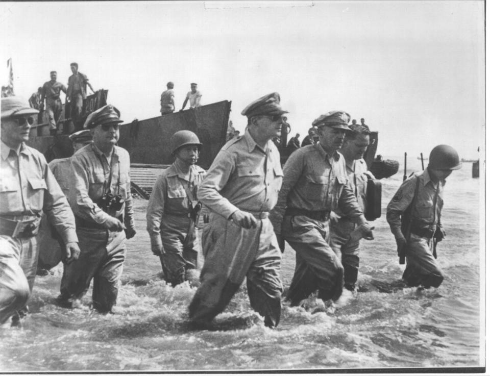 Swierkosz captures MacArthur as he returned to the Philippines in 1944.