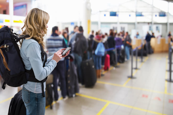 Quando si verifica un caso di overbooking, la compagnia procede nella ricerca di volontari disponibili a cedere il proprio posto in cambio di un rimborso del biglietto. (Getty)