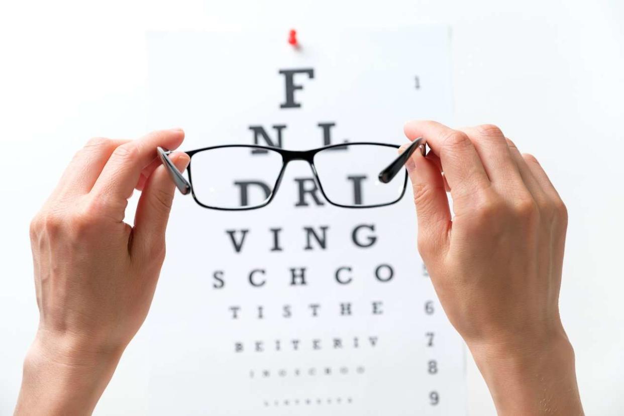 Les orthoptistes pourront désormais prescrire des lunettes, sans consultation chez un ophtalmologue. (photo d'illustration)