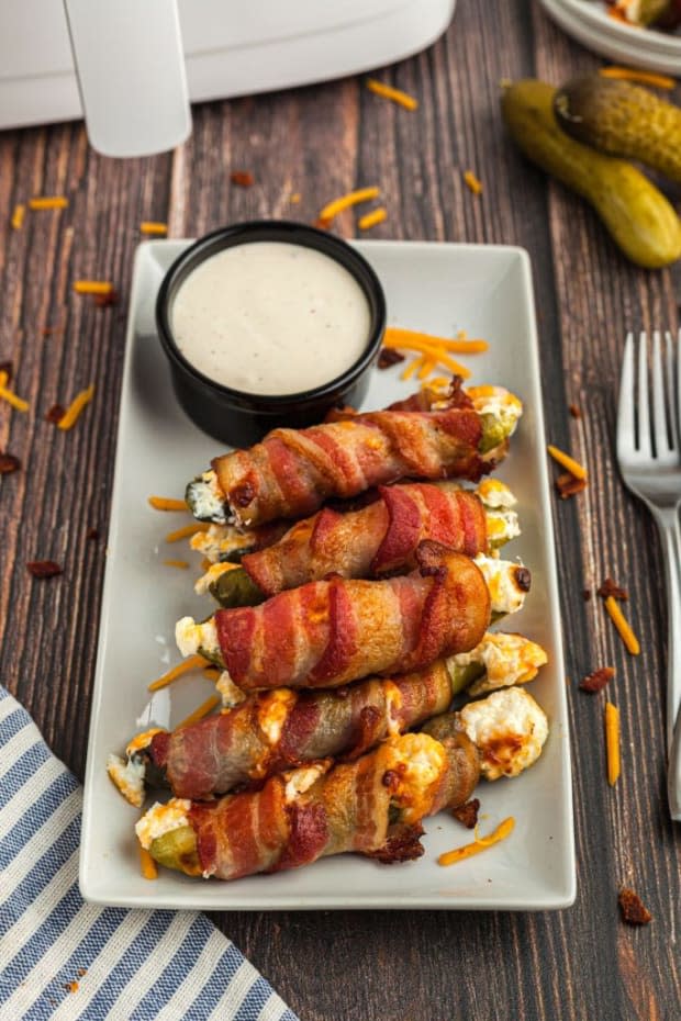 <p><a href="https://airfryingfoodie.com/air-fryer-pickle-poppers/" rel="nofollow noopener" target="_blank" data-ylk="slk:Air Frying Foodie;elm:context_link;itc:0;sec:content-canvas" class="link ">Air Frying Foodie</a></p>