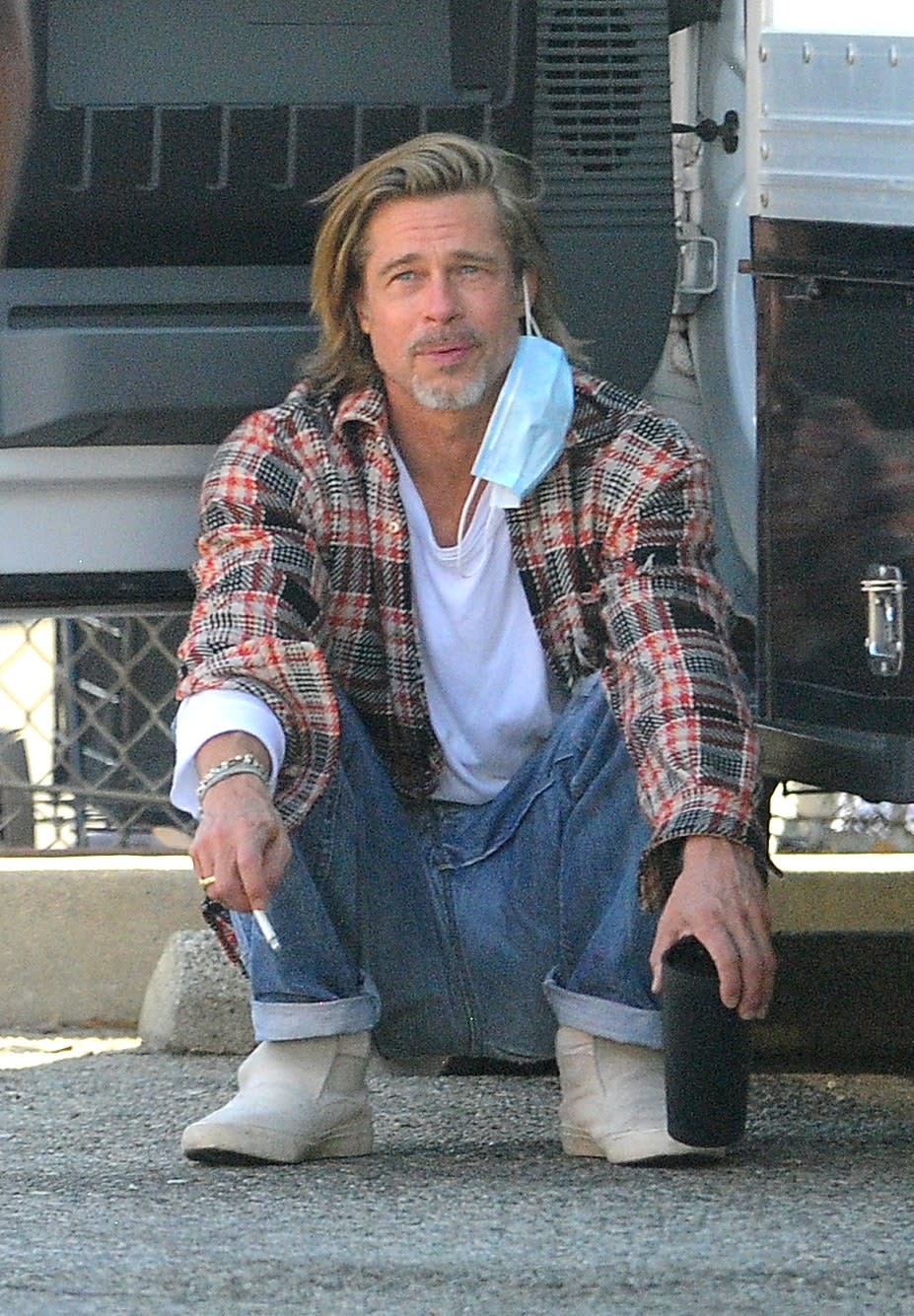 Brad Pitt delivering food to low-income families in Los Angeles.