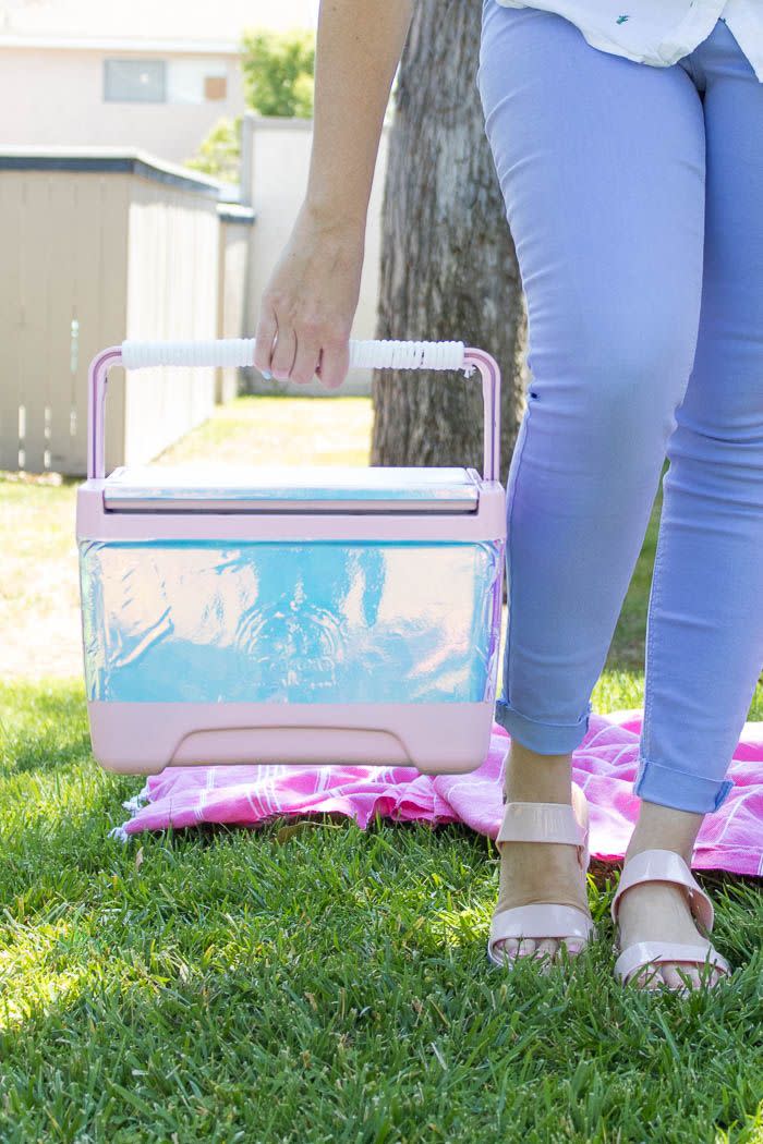 summer crafts holographic cooler