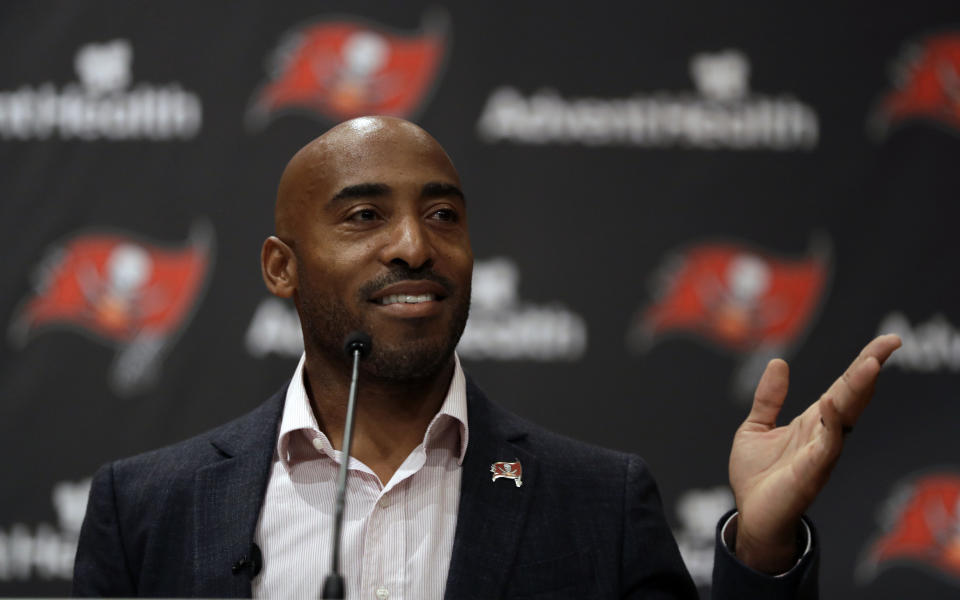 Former Tampa Bay Buccaneers cornerback Ronde Barber was a finalist for the Hall of Fame several times before finally earning his spot this year. (AP Photo/Chris O'Meara)