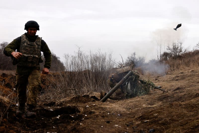 Ukraine army near Bakhmut fires anti-tank guns and mortars