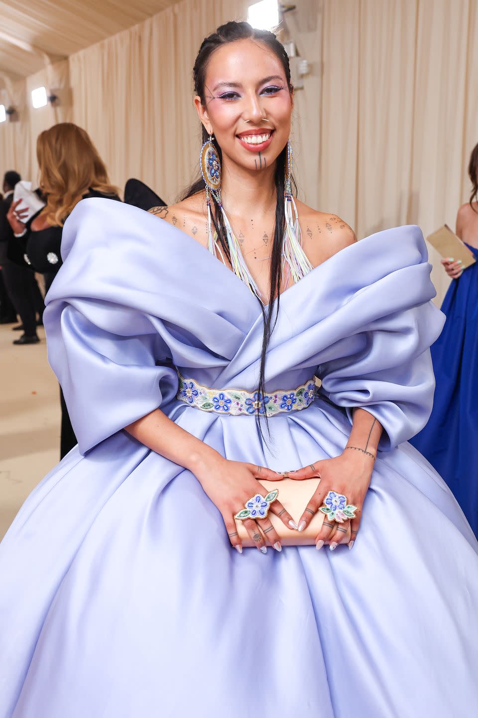 new york, new york may 06 quannah chasinghorse attends the 2024 met gala celebrating sleeping beauties reawakening fashion at the metropolitan museum of art on may 06, 2024 in new york city photo by mike coppolamg24getty images for the met museumvogue