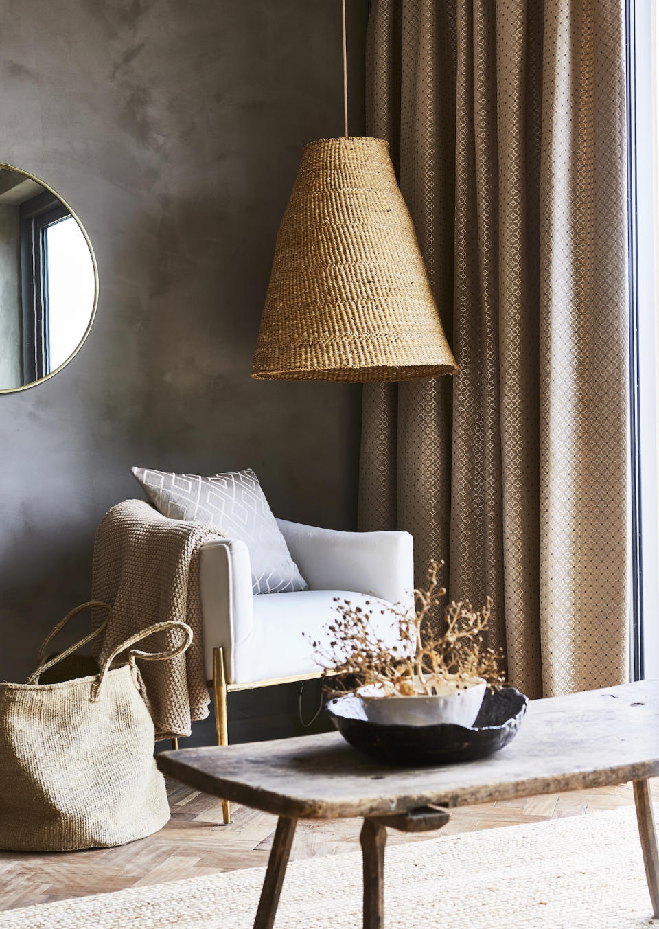 17. Love rustic style? Add a textured curtain