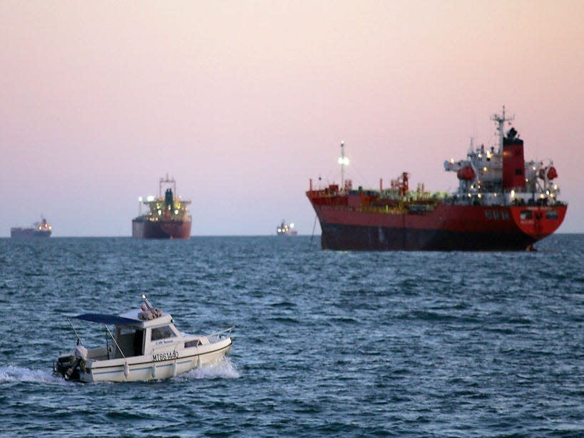 Die europäischen Importe von russischem LNG bisher haben den Rekordwert des letzten Jahres übertroffen. - Copyright: Photo by BORIS HORVAT/AFP via Getty Images