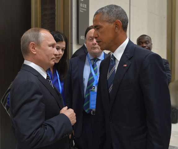 Russian President Vladimir Putin (L) meets with his US counterpart Barack Obama on the sidelines of the G20 Leaders Summit in Hangzhou on September 5, 2016.