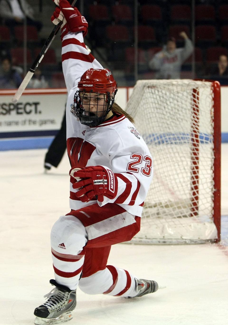 <h1 class="title">NCAA Womens Frozen Four: Wisconsin Badgers v Minnesota-Duluth Bulldogs</h1><cite class="credit">Elsa / Getty Images</cite>