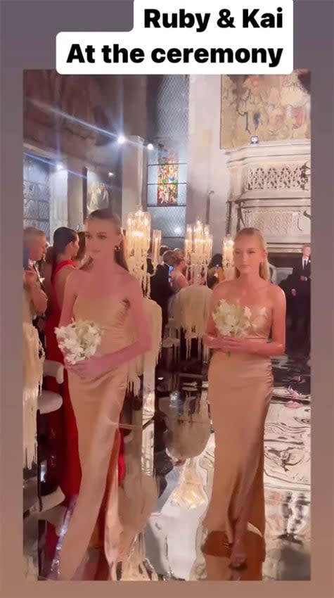 La hija de Naomi Watts, Kay, y su sobrina Ruby, en la boda de la actriz con Billy Crudup en méxico