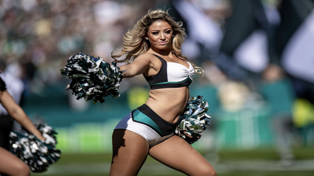 Philadelphia eagles cheerleaders, Eagles cheerleaders