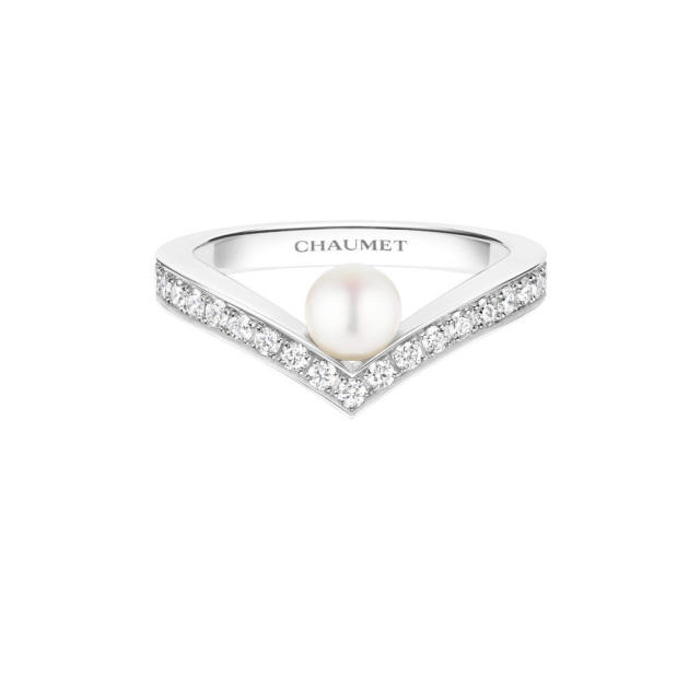 Chaumet's new pearl creations in the Joséphine Aigrette collection