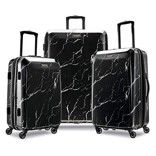 American Tourister Moonlight Hardside Expandable Luggage (Amazon / Amazon)