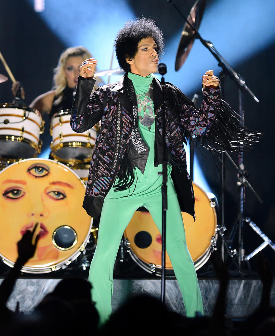 Prince performs onstage during the 2013 Billboard Music Awards at the MGM Grand Garden Arena on May 19, 2013 in Las Vegas, Nevada.  