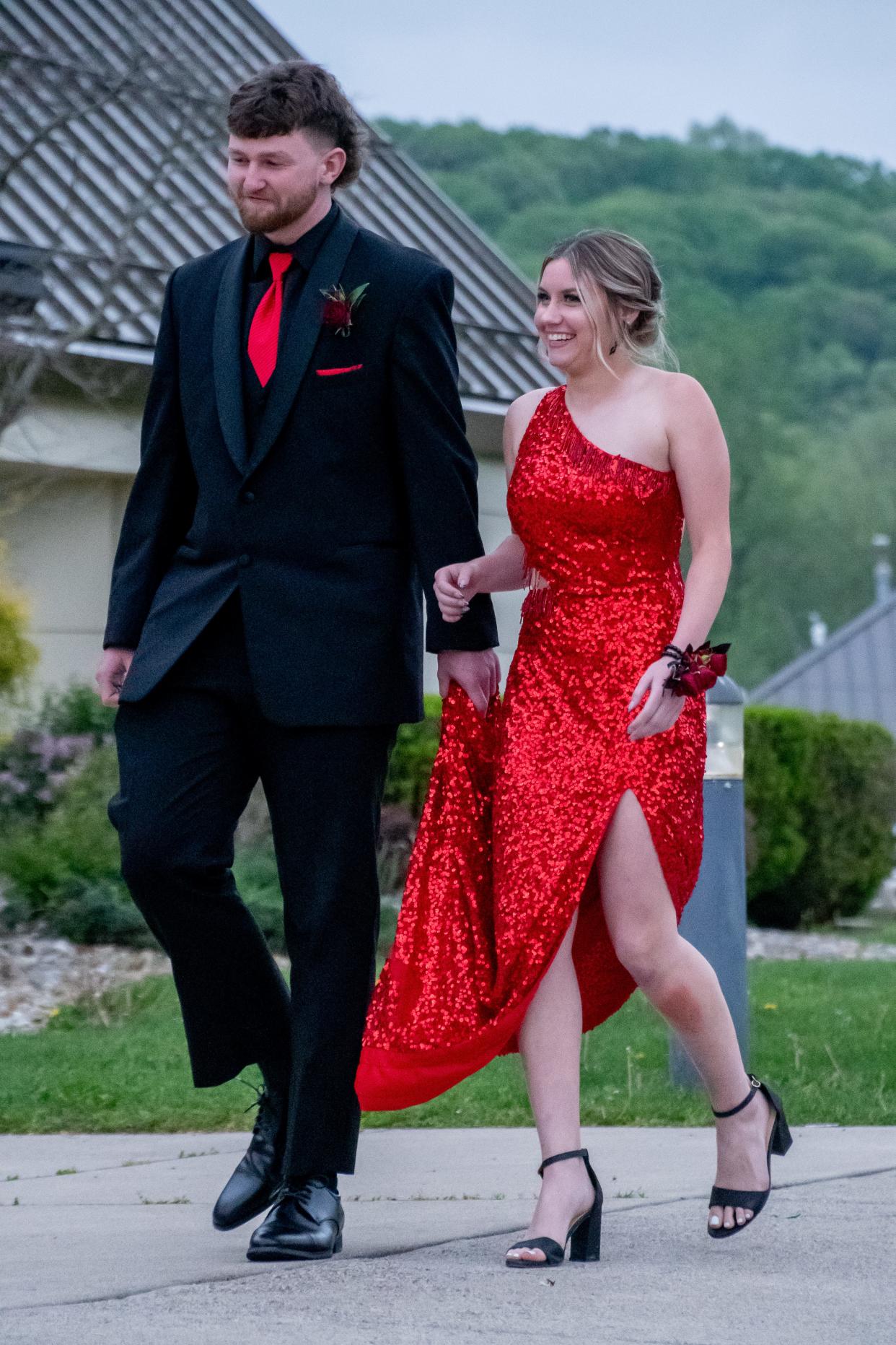 Shenandoah High School celebrated prom on Saturday, May 4 at the Pritchard Laughlin Civic Center with a Gatsby-inspired evening.