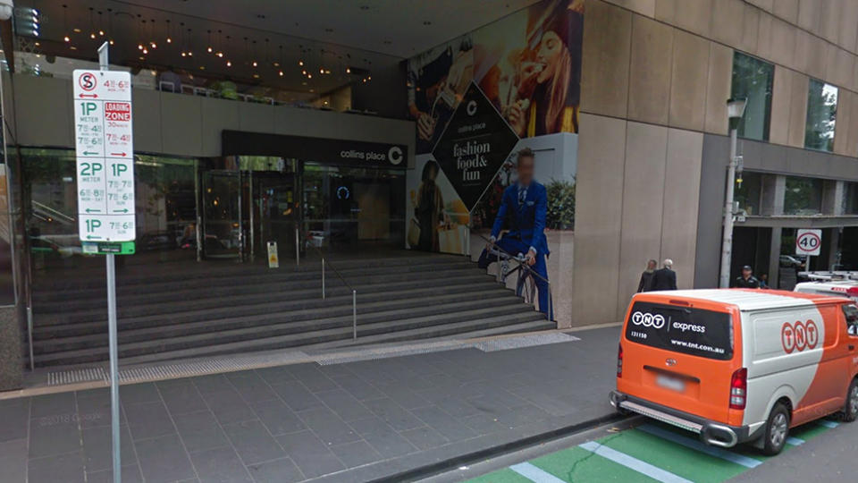 A parking sign in Melbourne confused one motorist, prompting them to seek help on the internet. Source: Google Maps