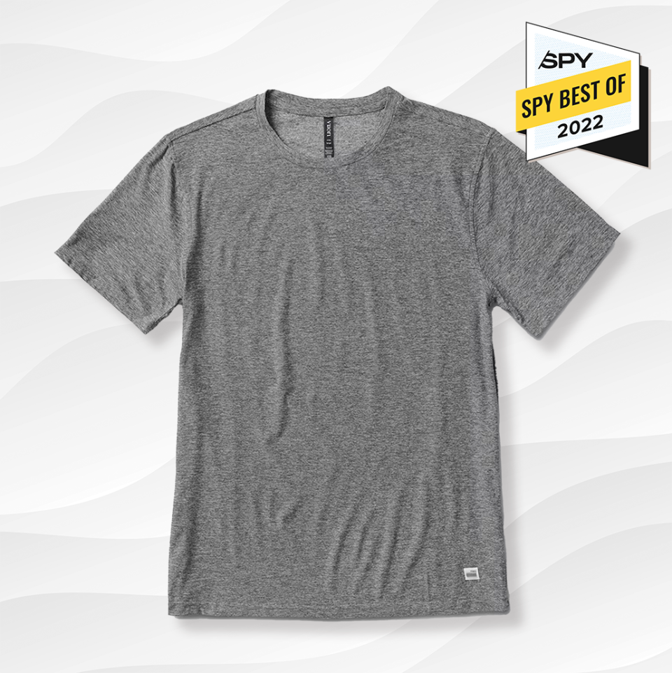 light grey vuori strato tech tee against a white wavy background