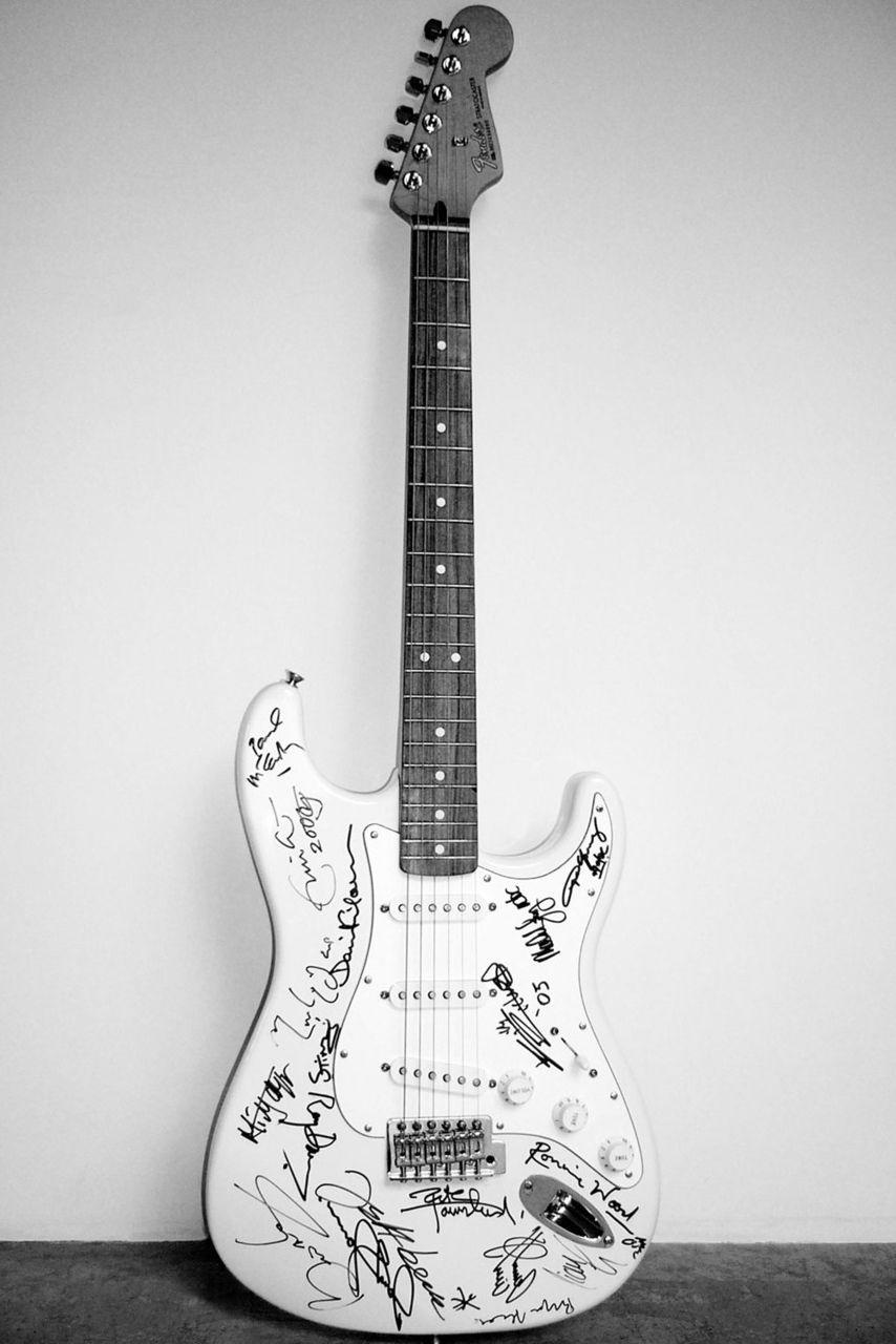 'Reach Out to Asia' Fender Stratocaster