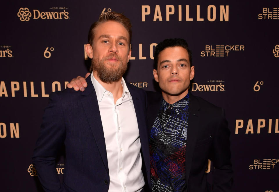 <p>En 2017, Rami Malek partage avec Charlie Hunnam l’affiche du film Papillon. Il reprend, dans ce film, réalisé par Mchael Noer, le rôle qu’interprétait Dustin Hoffman dans la version sortie en 1973. </p>