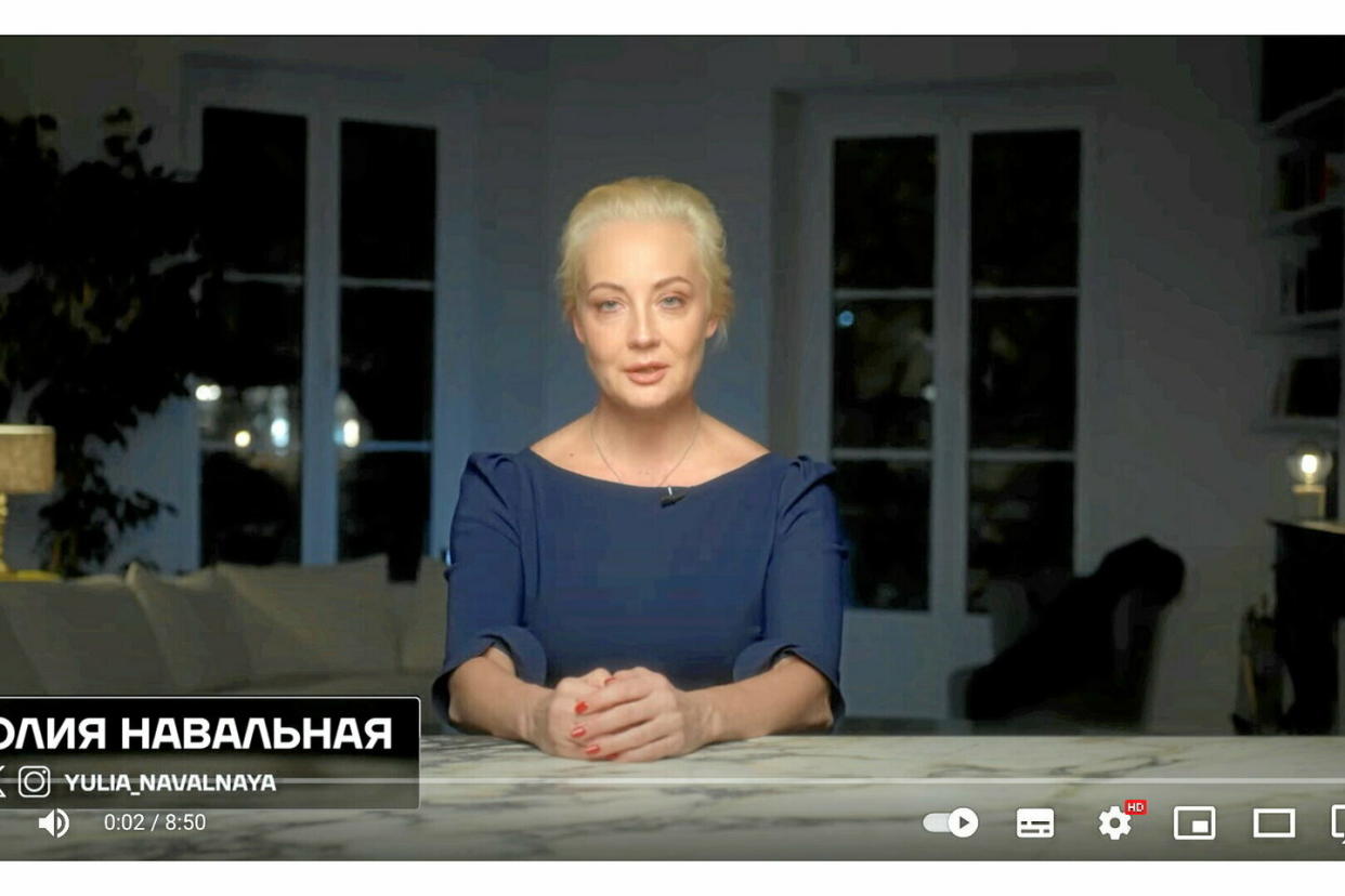 Dans une vidéo publiée ce lundi 19 février sur YouTube, Ioulia Navalnaïa, l’épouse d’Alexeï Navalny, promet de poursuivre le combat de son mari.  - Credit:Capture d'écran