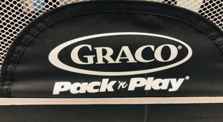 A photo of the Graco Pack n Play logo