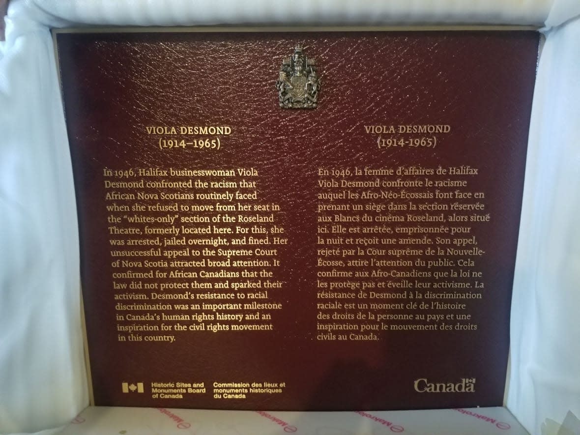 A plaque that recognizes Viola Desmond's national historic significance was revealed by Parks Canada during a ceremony in New Glasgow, N.S., Friday. (Parks Canada/The Canadian Press - image credit)