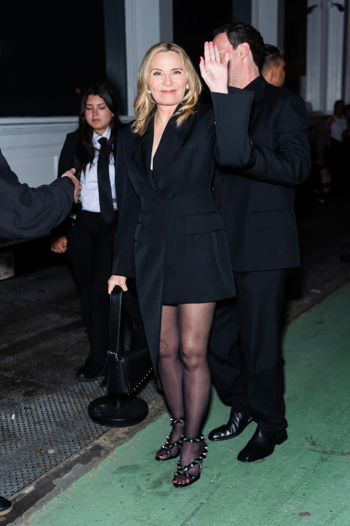 Kim Cattrall attends the Alexander Wang fashion show on June 5 in New York, blazer dress, little black dress, front row, runway