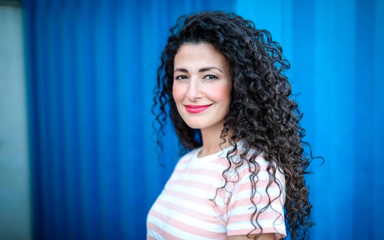 Marwa Eldessouky begann ihre Karriere beim Radio, bevor es sie vor die Kamera verschlug. Nun steht eine besondere Aufgabe für sie an: Sie wird ab Dezember das ARD-Boulevardmagazin "Brisant" moderieren. Im Interview spricht sie über ihre Heimat Berlin und welche Aufgaben Formate wie "Brisant" in Krisenzeiten haben. (Bild: MDR/Nadine Heller-Menzel)