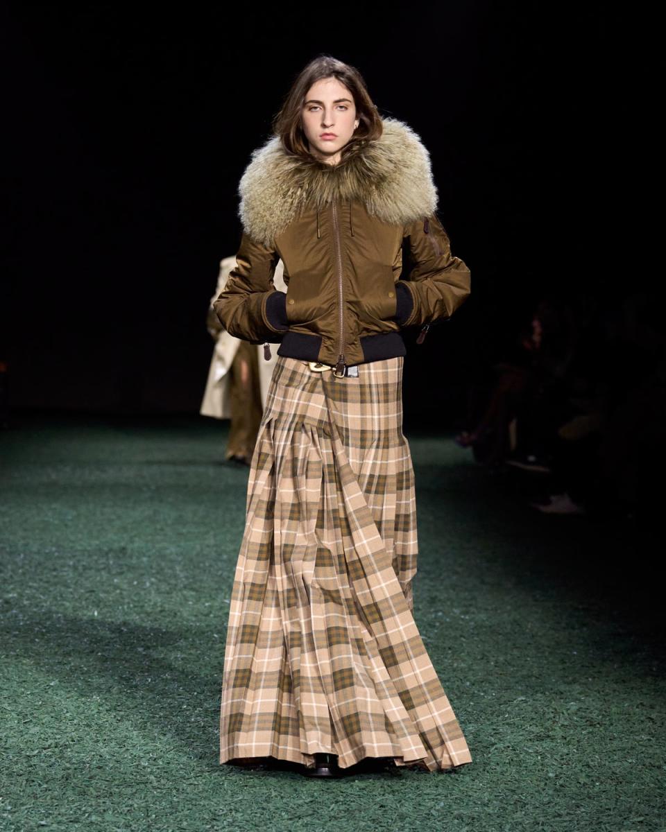 The cult kilt: Burberry Winter 2024 (Burberry)